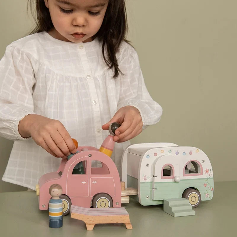 Toy car with trailer - Wooden toys