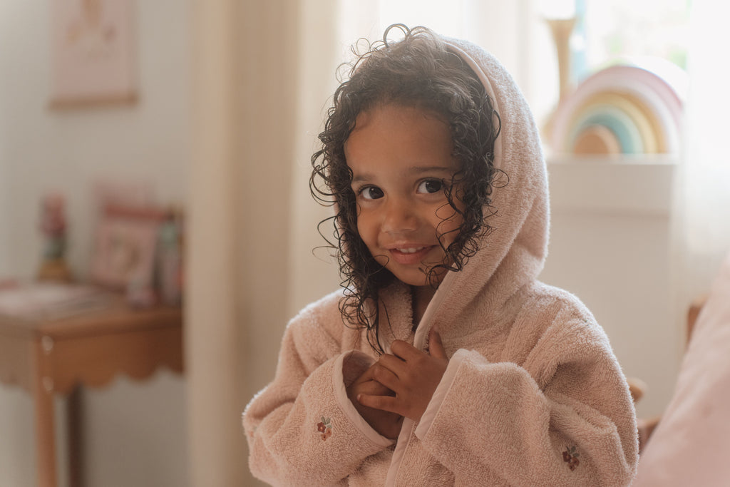 Peignoir bébé brodé Blossom - cape de bain